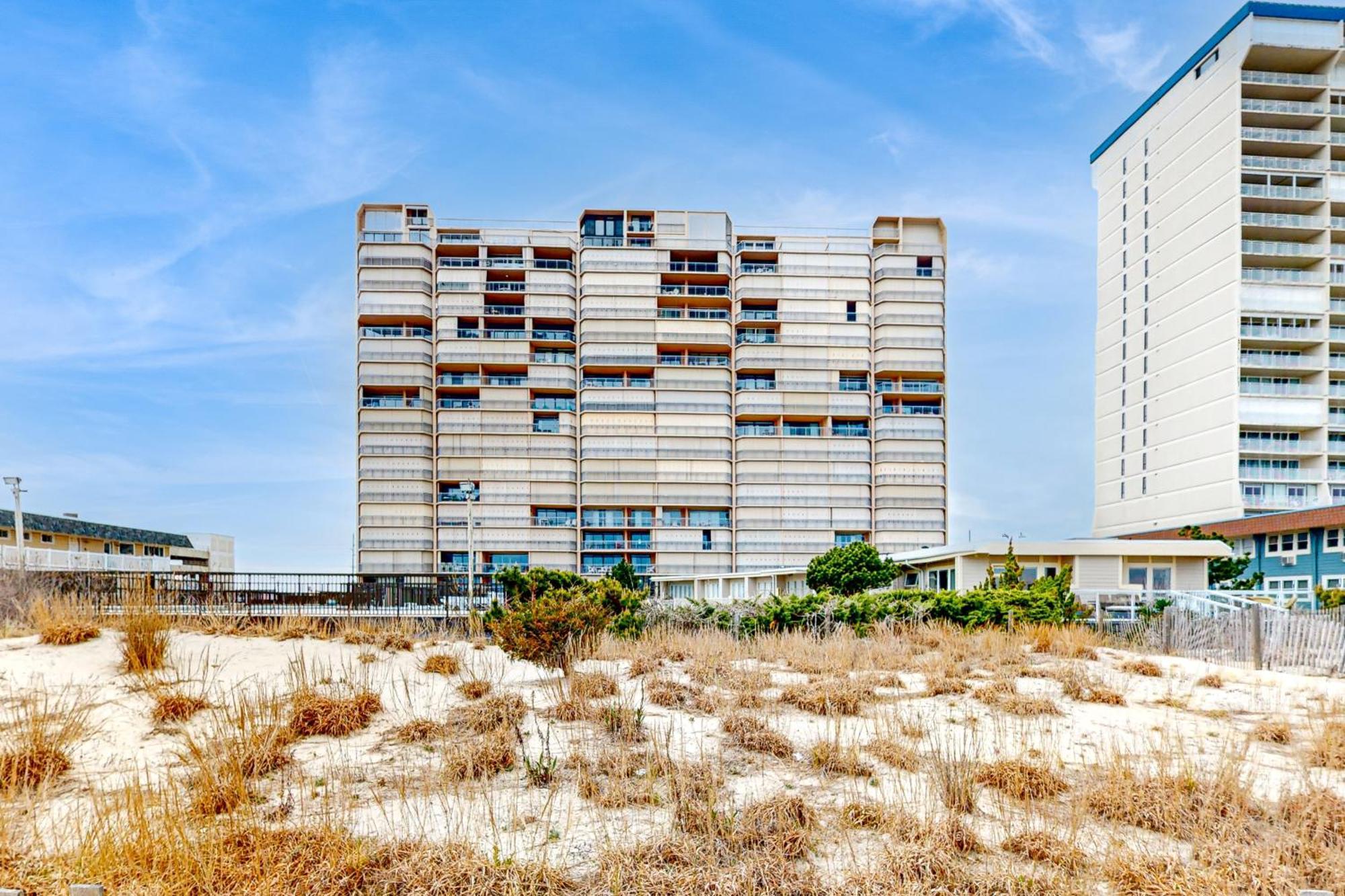 فيلا Fountainhead Towers IV آوشين سيتي الغرفة الصورة
